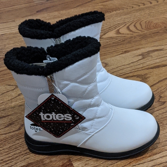 totes Shoes - Women's Boots